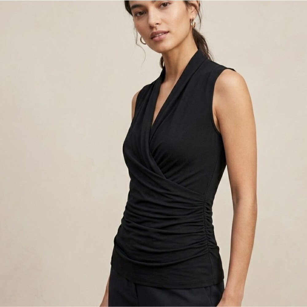 MM LaFleur Blixen Top Size S Ruched Wrap Quiet Luxury Minimalist Italian Capsule